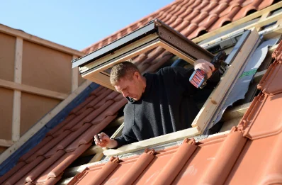 Pose de fenêtres de toit Velux à Cagny